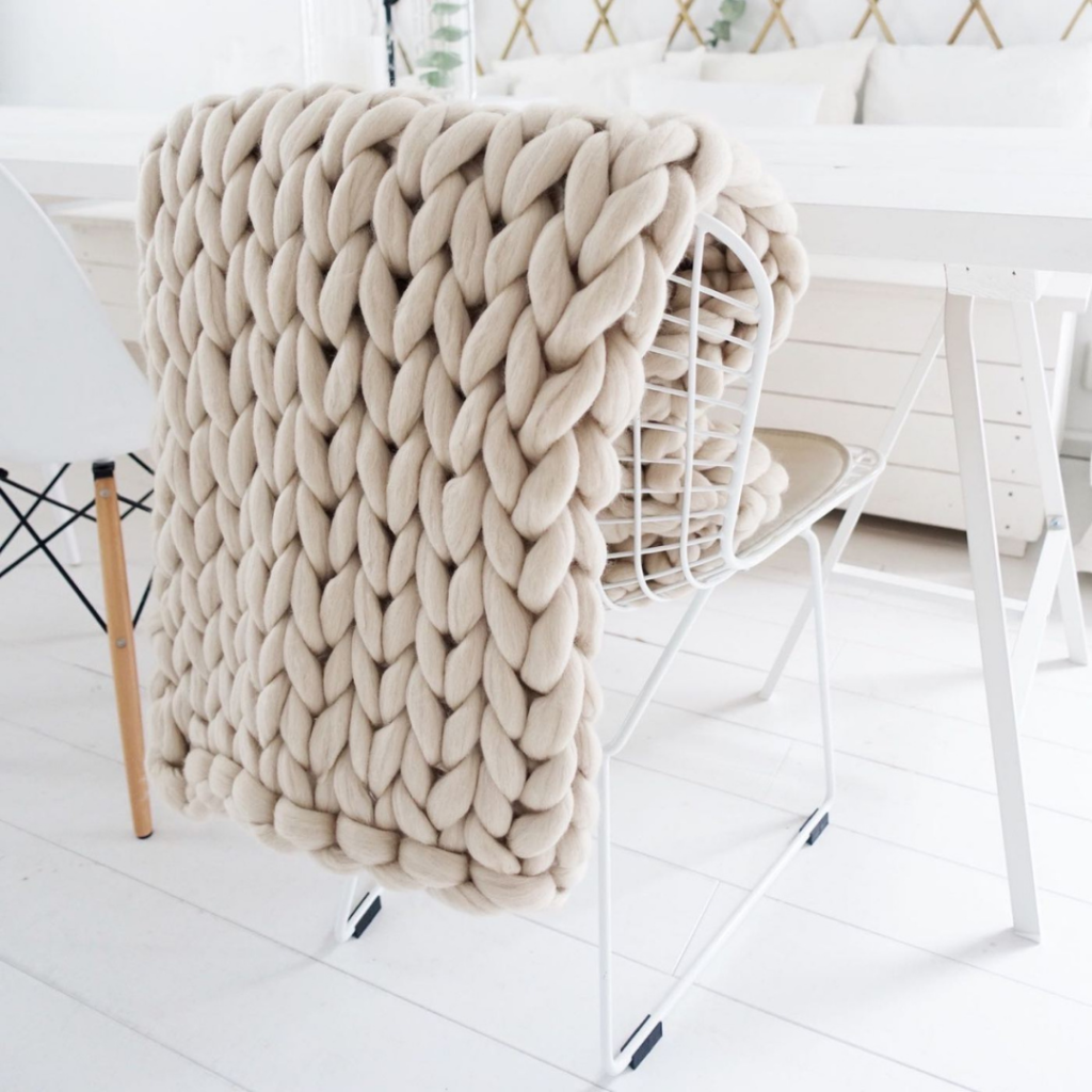 September18 Community • DIY Video | How to knit a XXL blanket with merino wool